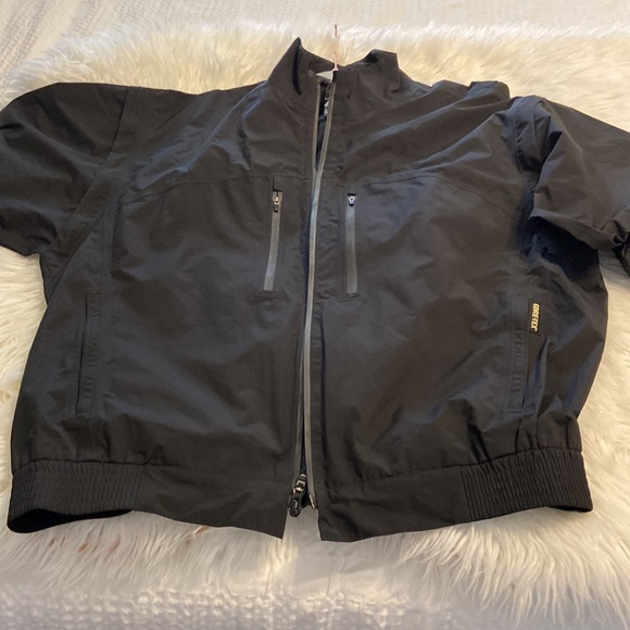 ZERO RESTRICTIONS Golf Outerwear Man size L Gore-Tex black color good condition - Picture 13 of 16